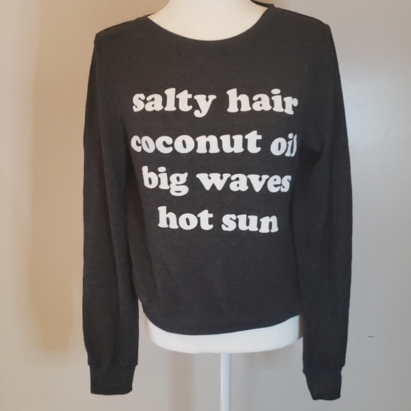 DREAM Scene Sweater - Picture 1 of 6
